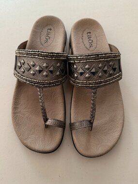 Taos Footwear Woman’s Genie Pewter Sandals NWOT